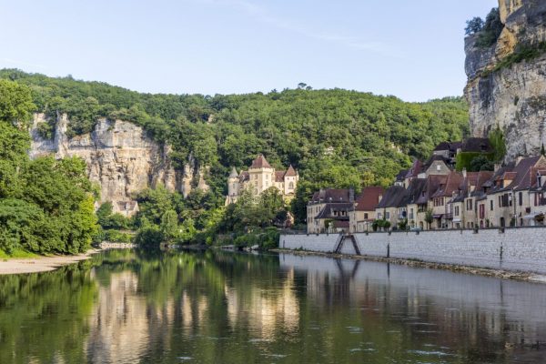 Beautiful La Roque-Gageac village on the north bank of the Dordogne River, France